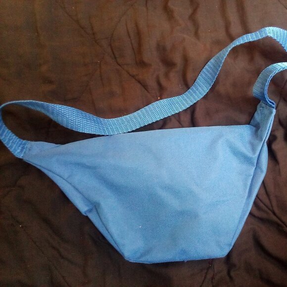 Last Blockbuster Video Bend Oregon Fanny Pack Belt Bag Waist Pouch - Picture 4 of 5